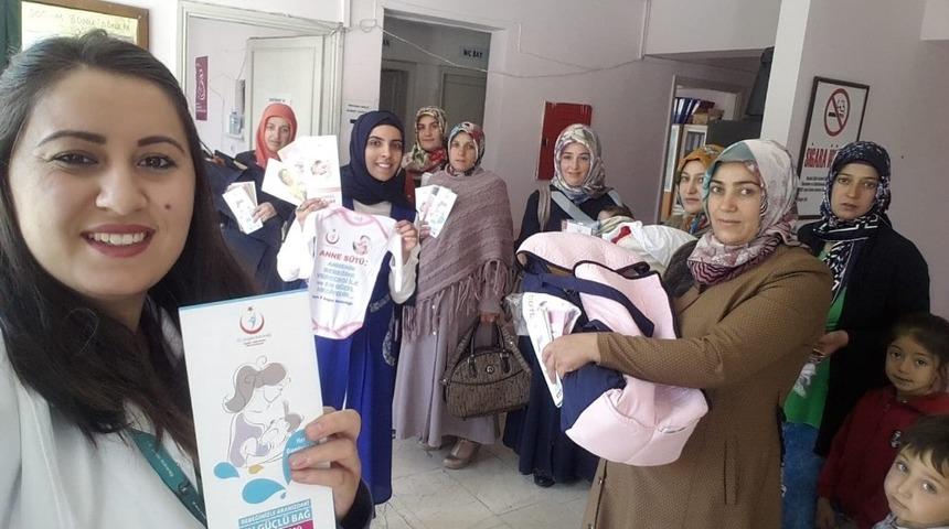 Kars&rsquo;ta anne s&uuml;t&uuml;n&uuml;n &ouml;nemine dikkat &ccedil;ekildi