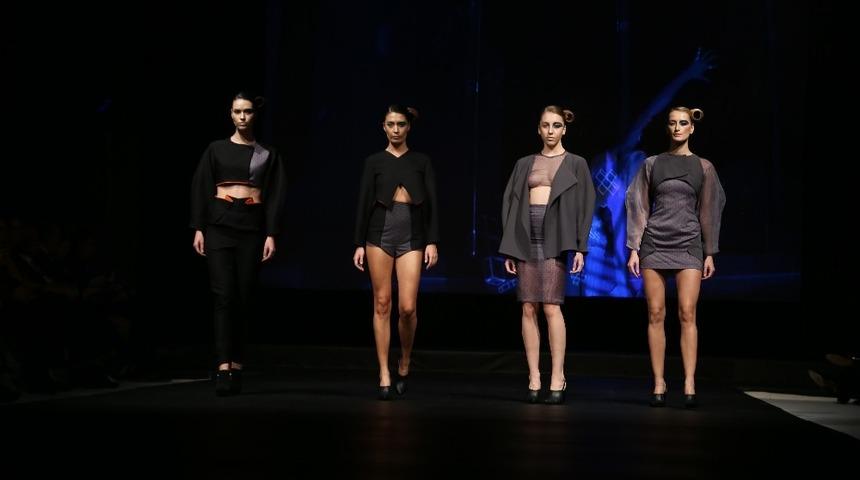 Gen&ccedil; tasarımcılar &ouml;zg&uuml;r ruhlarıyla mesaj verecek