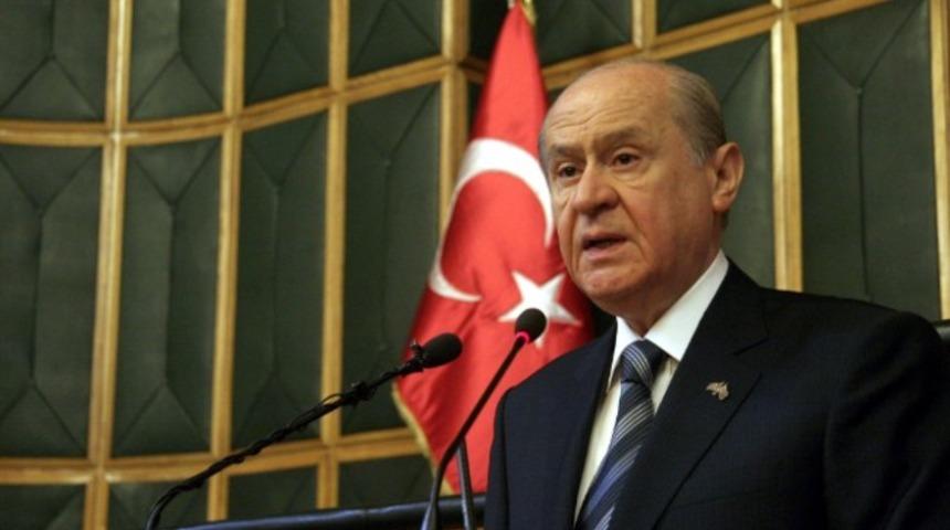 Bah&ccedil;eli&rsquo;den Akşener&rsquo;in evinin &ouml;n&uuml;ndeki g&ouml;steriyle ilgili a&ccedil;ıklama