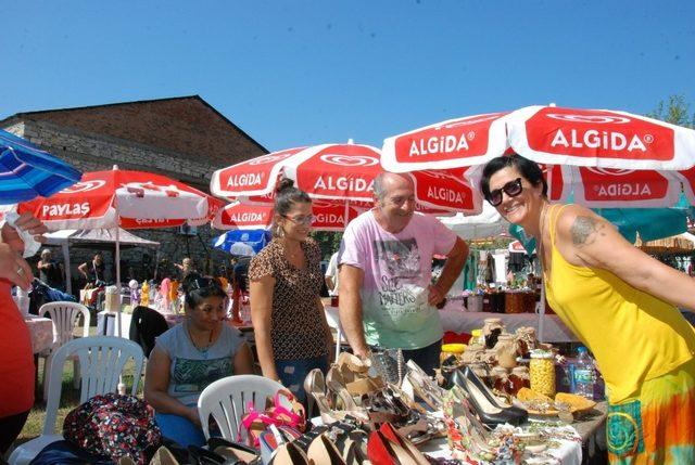 Köyceğiz İkinci El Pazarına Ziyaretçi Akını