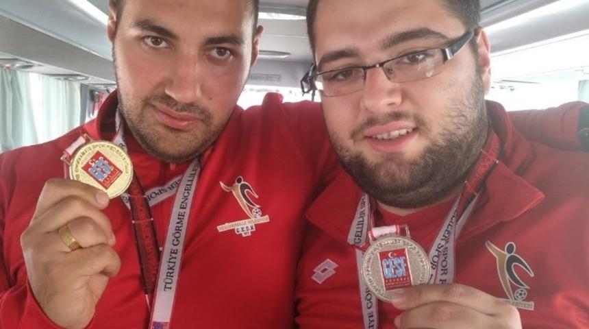 Yenimahalleli sporcular Gaziantep&rsquo;te engel tanımadı