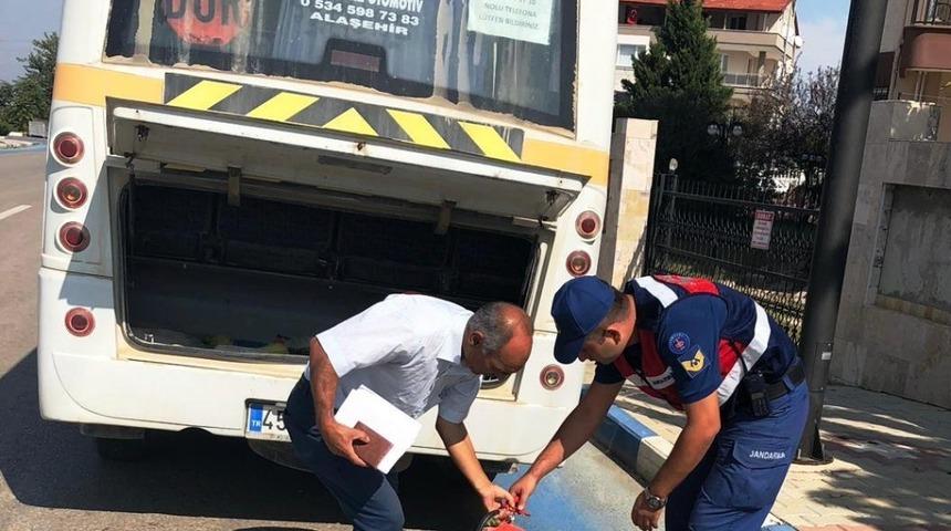 Sarıg&ouml;l&rsquo;de okul servis ara&ccedil;ları denetlendi