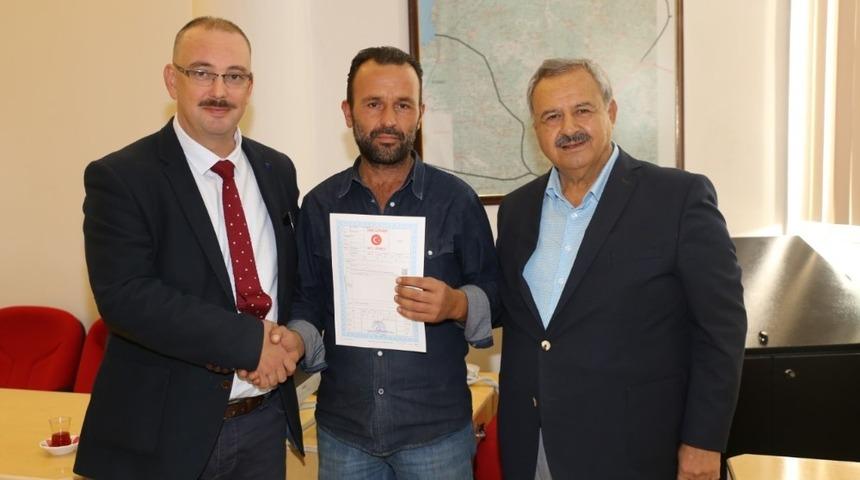 Burhaniye’de 108 vatandaşa tapu dağıtıldı