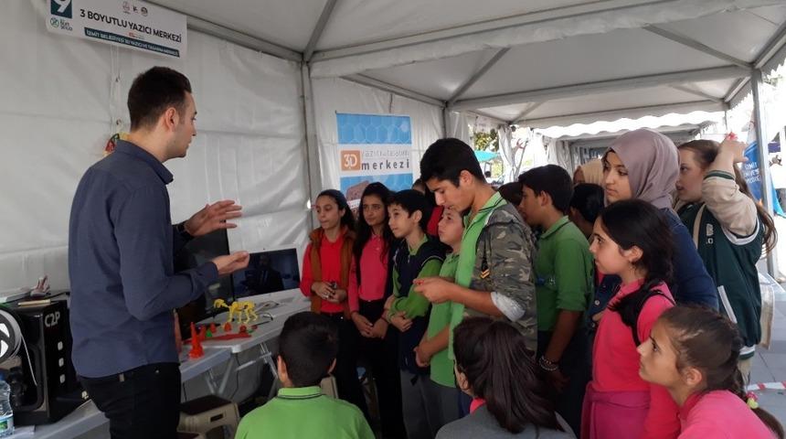 Bilim Şenliği&rsquo;nde tasarım merkezi ilgi &ccedil;ekti