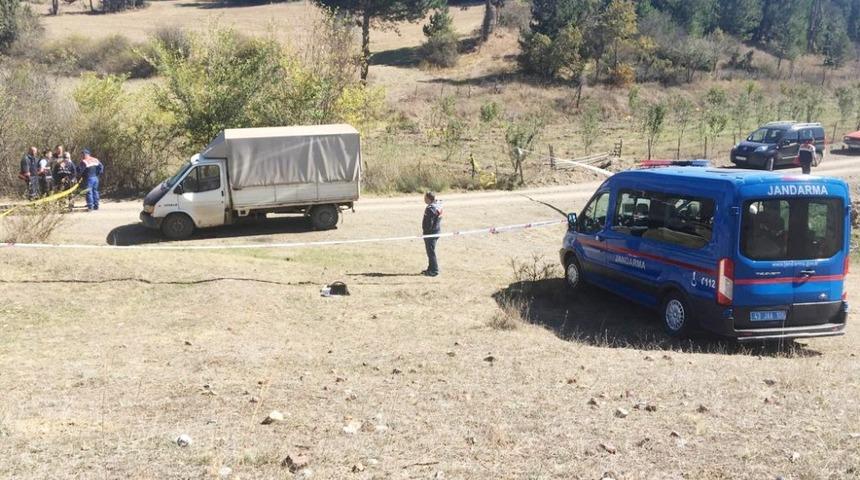 Muhtar aracında ölü bulundu
