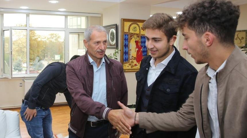 &Uuml;NİAK&rsquo;dan Başkan Dişli&rsquo;ye ziyaret