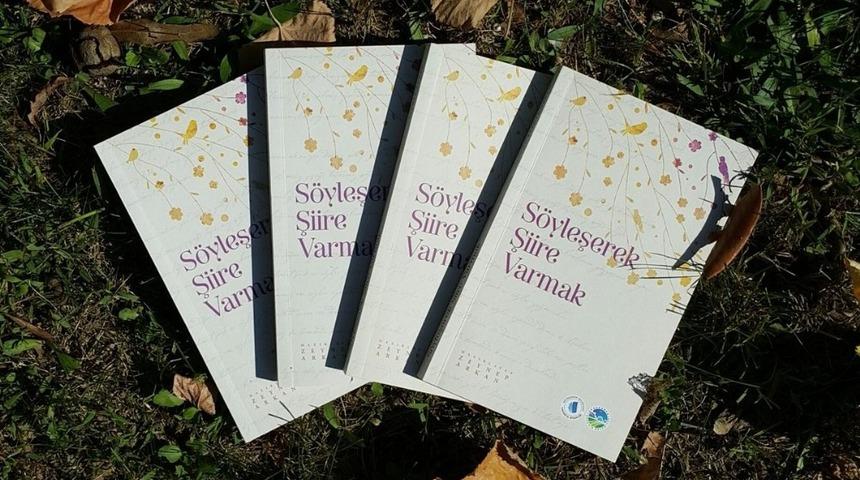 Şiir s&ouml;yleşileri kitapta buluştu