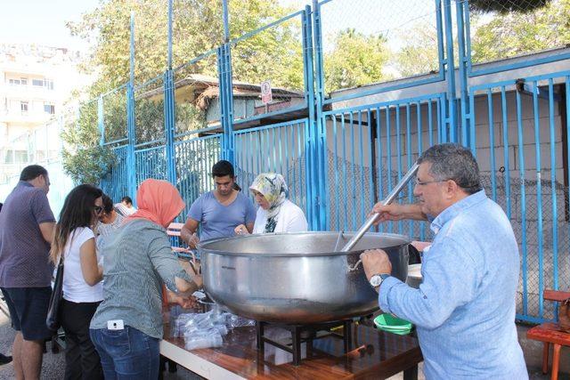 Barboros Ortaokulu’nda aşure etkinliği