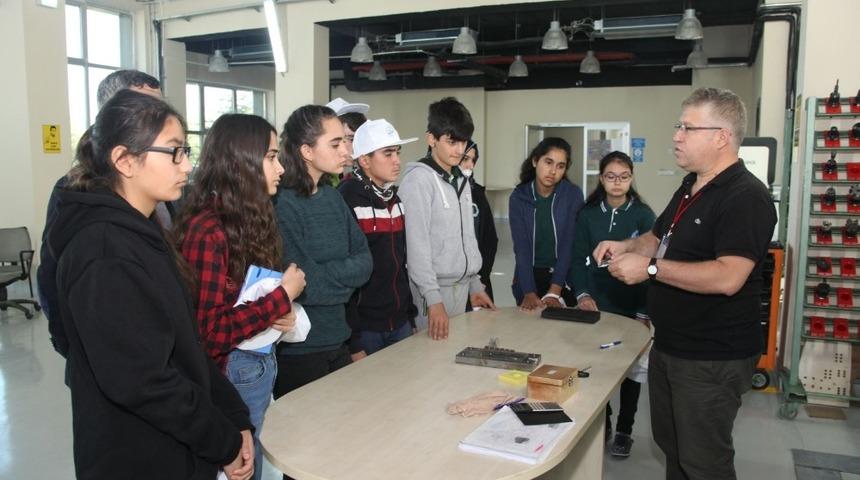 SDÜ 3. Bilim Şenliği başladı