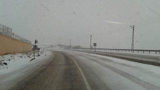 Sivas'ta kar şaşkınlığı! Bir anda bastırdı