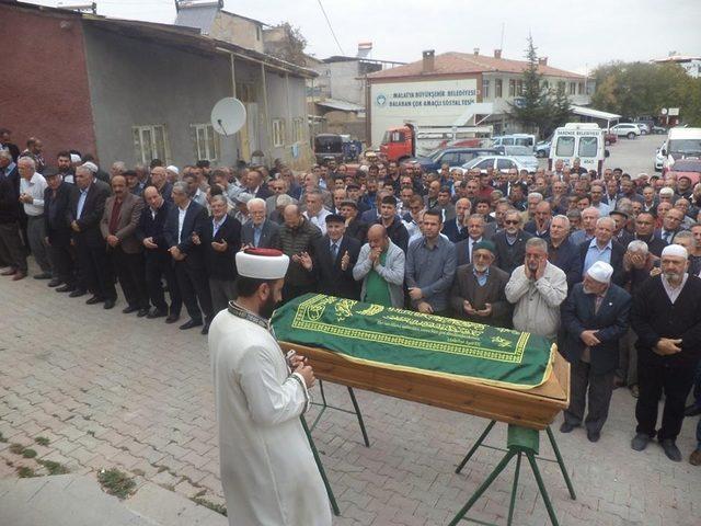 Eğitimci Mehmet Ali Cengiz toprağa verildi