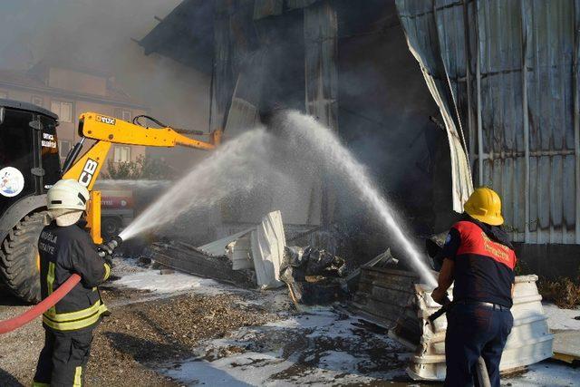 Muğla’da depo yangını