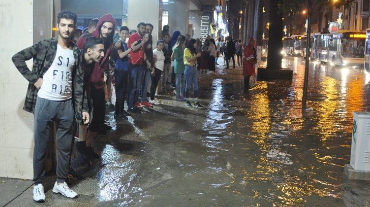 Denizli'de yağış hayatı olumsuz etkiledi  G4