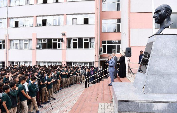 Başkan Demrican: "Gelecekte hangi işi yaparsanız yapın bilişimle ilgili olmak zorundasınız" G2