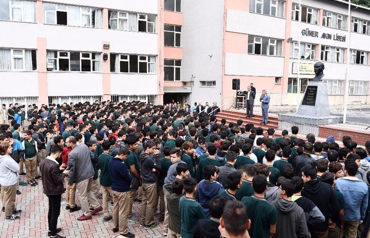 Başkan Demrican: "Gelecekte hangi işi yaparsanız yapın bilişimle ilgili olmak zorundasınız" G5