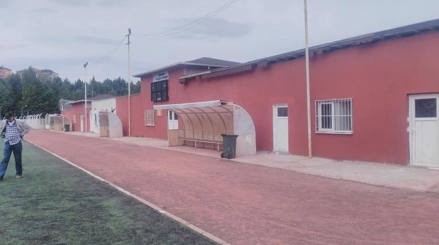 Simav il&ccedil;e stadyumu 5 antrenman odasına kavuştu