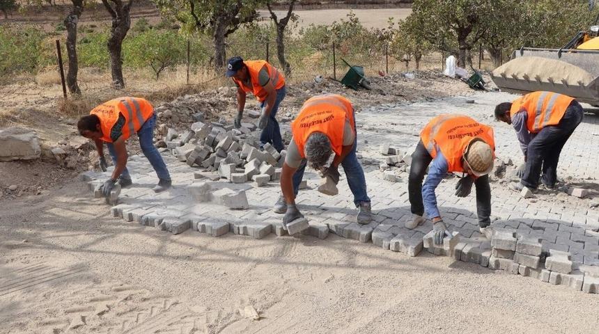 Siirt&rsquo;te bağ yollarında &ccedil;alışmalar devam ediyor