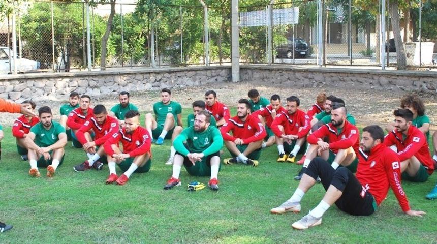 Salihli&rsquo;de G&uuml;lbah&ccedil;e mesaisi başladı