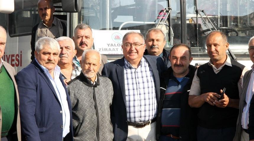 Yalovalı &ccedil;ift&ccedil;iler Burtarım fuarına gitti