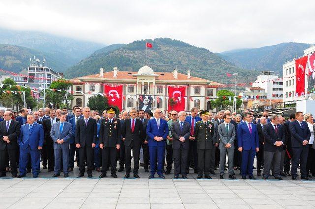 Atatürk’ün Manisa’ya gelişinin 93’üncü yılı kutlandı