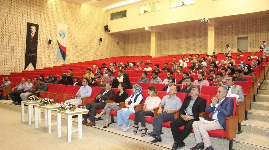 Yabancı &ouml;ğrencilere oryantasyon eğitimi verildi