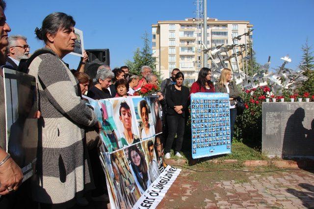 10 Ekim 2015 tarihinde Ankara’da hayatın kaybedenler anıldı