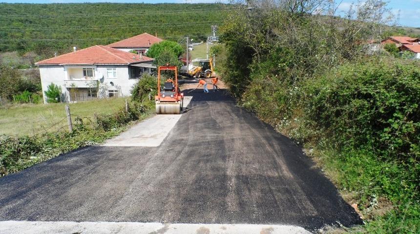 İzmit&rsquo;te &ccedil;evre d&uuml;zenlemeri hız kesmeden devam ediyor