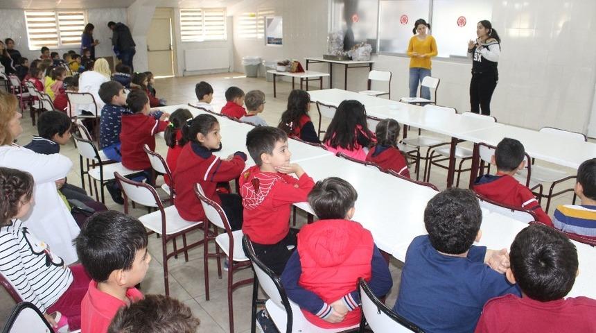 Miniklere &ldquo;mahremiyet&rdquo; semineri