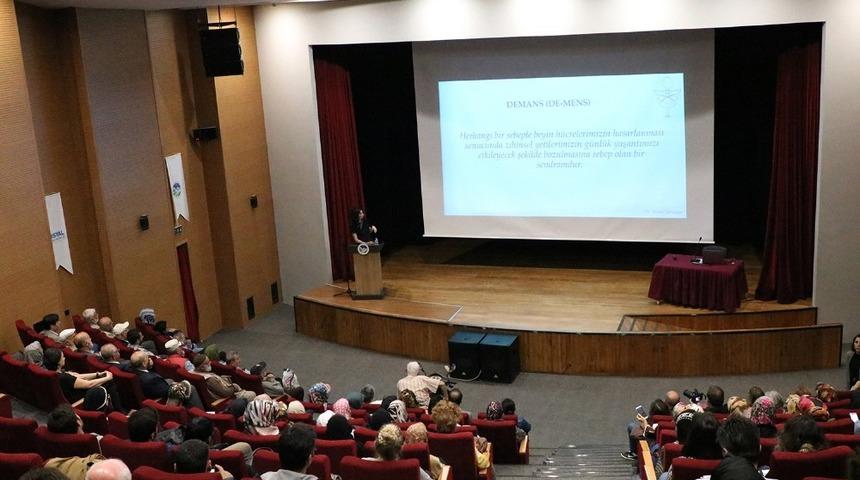 YADEM tarafından &rsquo;Alzheimer Okulu&rsquo; konferansı d&uuml;zenlendi