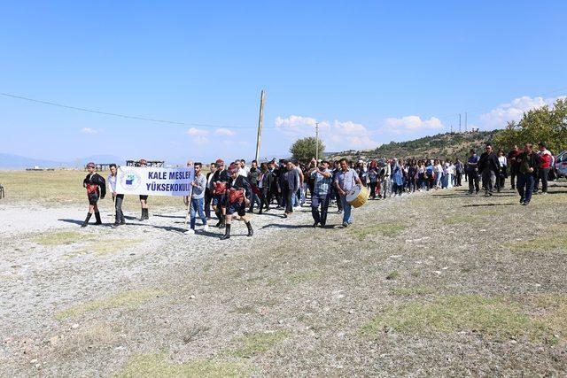 Kale MYO öğrencileri Tabae Antik Kentini gezdi