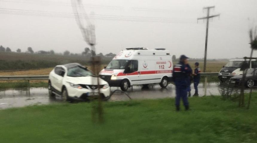 Otomobil takla attı: 1 yaralı