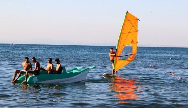 Arsuz’da DOĞAKA projesiyle tatilcilere su sporları kursu