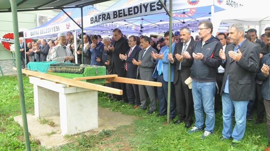 Polatlı Kaymakamı Tuncer&rsquo;in anne acısı