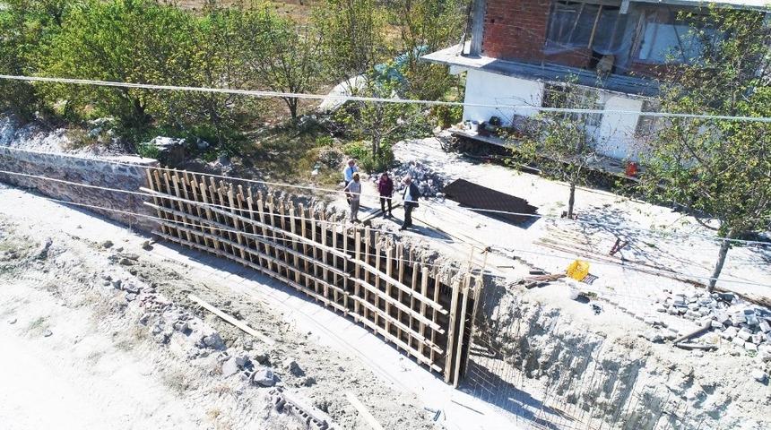 Selden zarar g&ouml;ren dere MASKİ ile yenileniyor