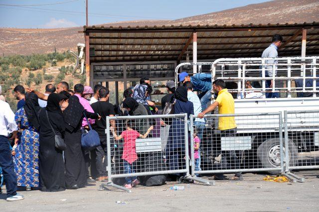 Bayram için ülkelerine giden 26 bin Suriyeli döndü