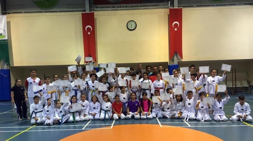 Osmangazili Tekvandocular kuşaklarına kavuştu