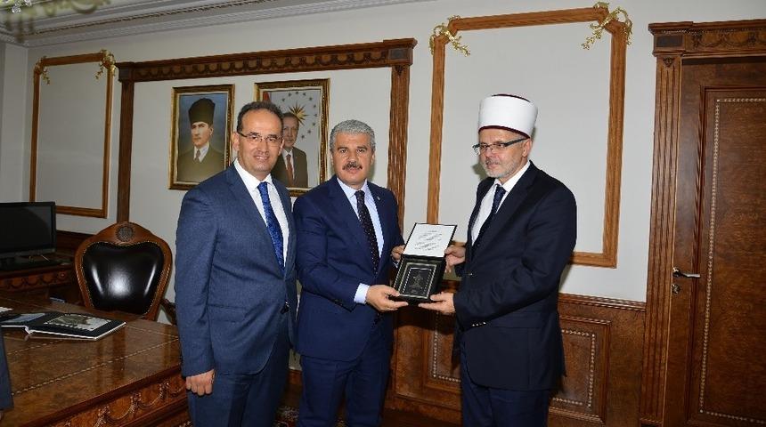 Vali İbrahim Akın: "Olovo&rsquo;da Ahi Evran-ı Veli Camii&rsquo;nin inşaatına başlanmış olması son derece anlamlı"