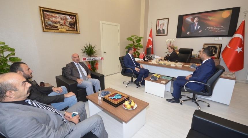 MHP&rsquo;li Avşar&rsquo;dan, Rekt&ouml;r Karabulut&rsquo;a ziyaret