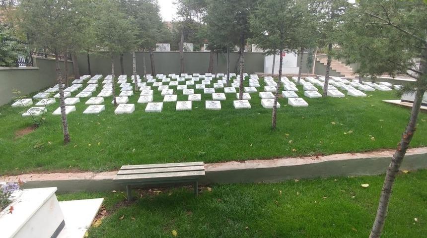 Aksaray Şehitliği&rsquo;nde bakım ve onarım yapıldı