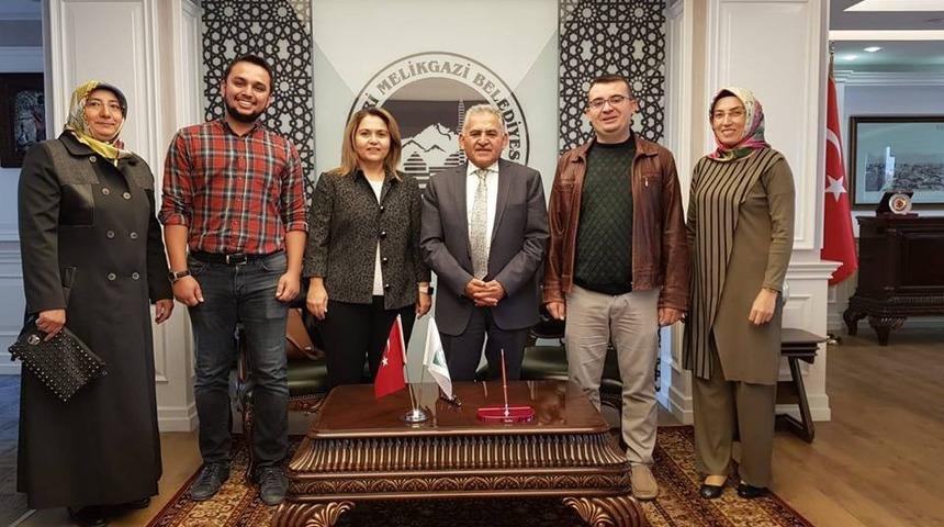 Hemofili ve Talasemi Derneği Y&ouml;netim Kurulu Başkan B&uuml;y&uuml;kkılı&ccedil;&rsquo;ı ziyaret etti