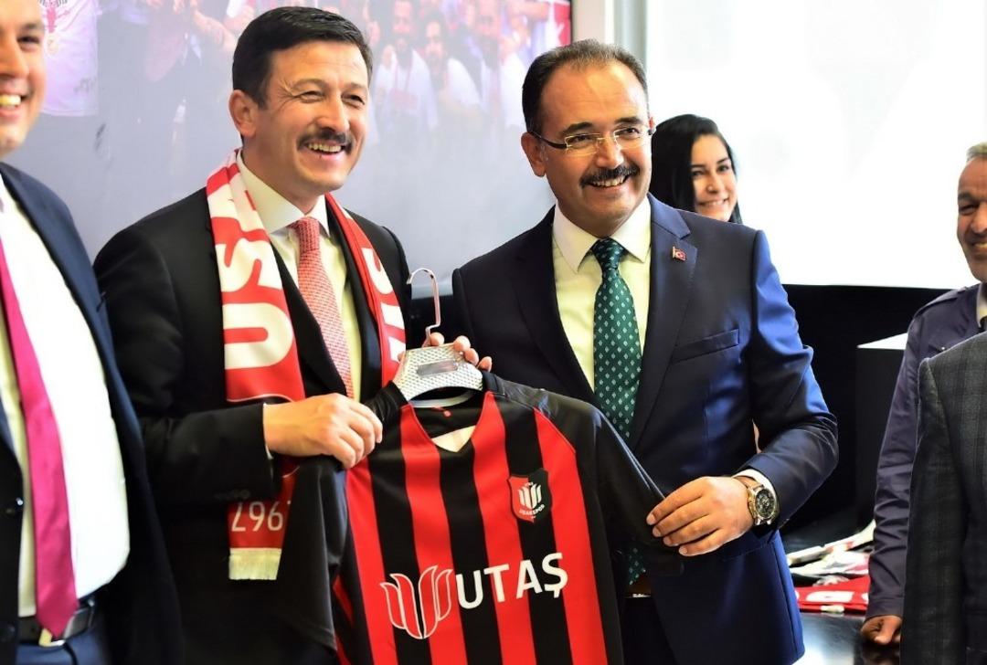 Genel Başkan Yardımcısı ve AR-GE Başkanı Hamza Dağ Uşak&rsquo;ta