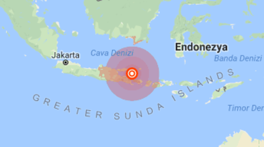Endonezya yine depremle sarsıldı