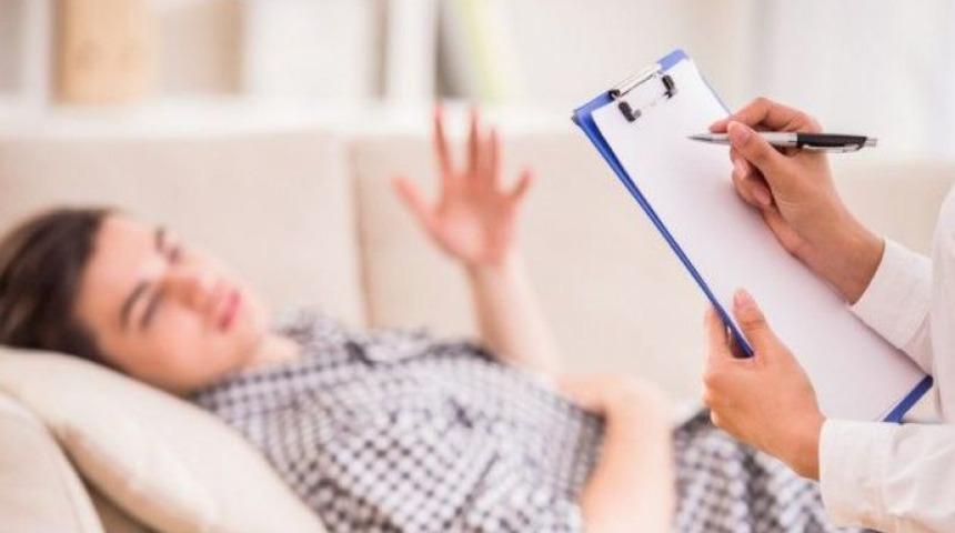 Hastalık hastalığı nedir? Hastalık hastalığı tedavisi nasıl olur? Hipokondriyazis hastalığından kurtulmak mümkün mü?