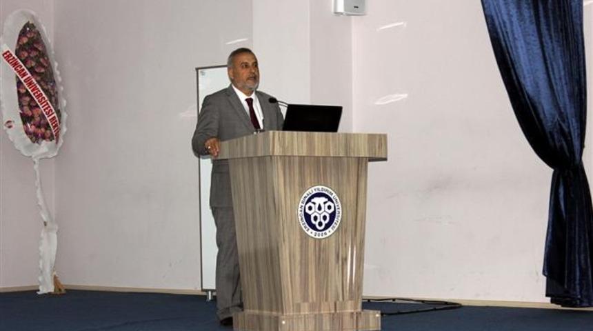 M&uuml;ft&uuml; &Ccedil;etin, İlahiyat Fak&uuml;ltesi &ouml;ğrencileriyle biraraya geldi