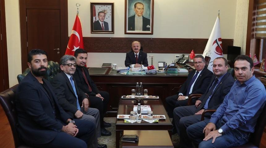 Vali &Ccedil;akacak, TSYD Eskişehir şubesini kabul etti