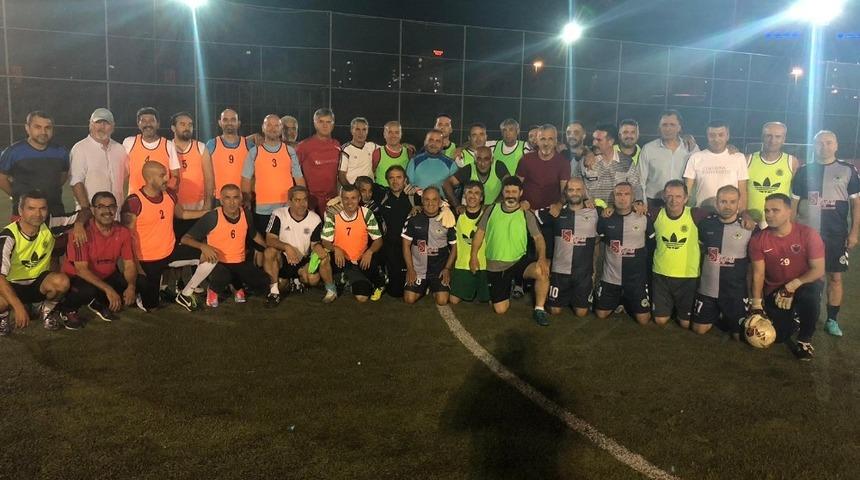 Adana&rsquo;da Ali G&uuml;lleri Veteran Futbol Turnuvası başladı