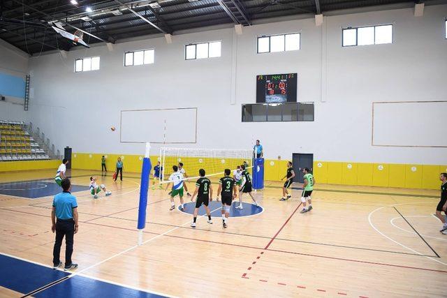 Kartepe Belediyespor voleybolda iddialı