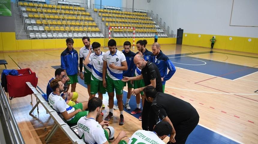 Kartepe Belediyespor voleybolda iddialı