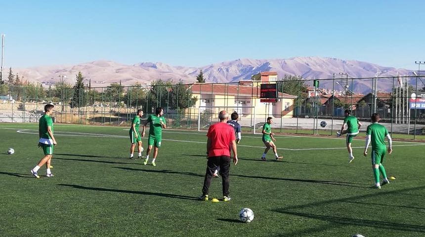 M.Yeşilyurt Belediyespor&rsquo;da 1920 Maraş ma&ccedil;ı hazırlıkları s&uuml;r&uuml;yor