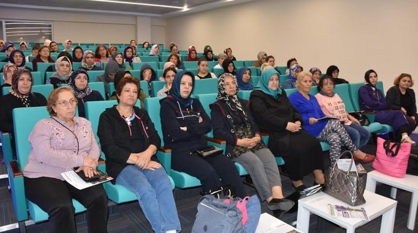 Kocasinan Akademi Sağlık G&uuml;nlerinde diyabet konuşuldu